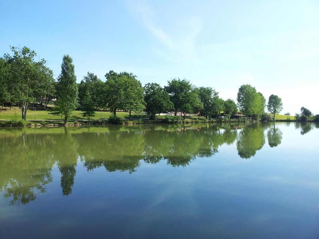 Lac De Cancon ภายนอก รูปภาพ